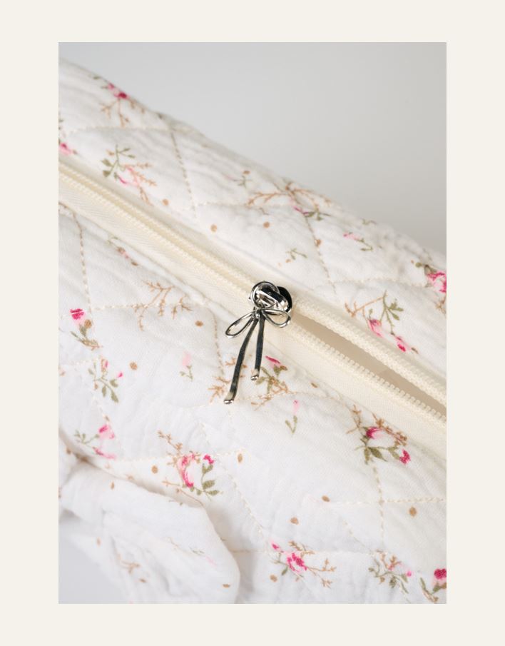 Toalettmappe hvit - 3