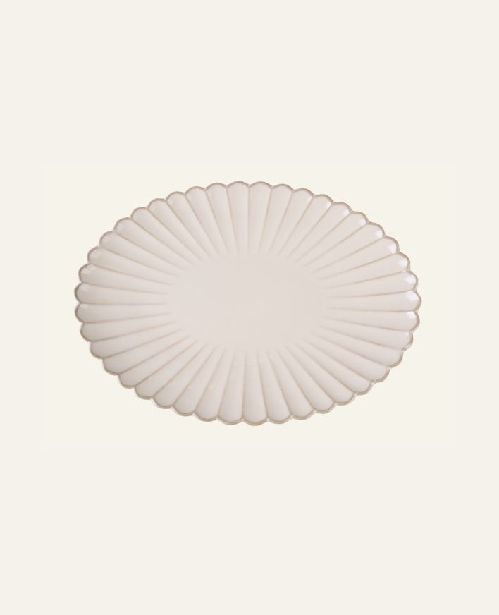 Ovalt fat hvit - 36x26 cm hvit - 1