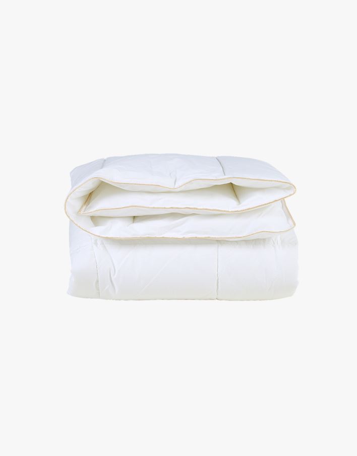 Helårs fiberdyne hvit - 200x220 cm hvit - 1