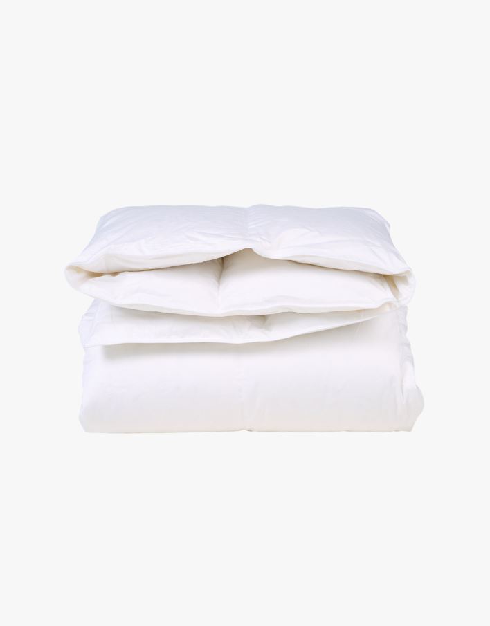 Helårs dundyne hvit - 200x220 cm hvit - 1