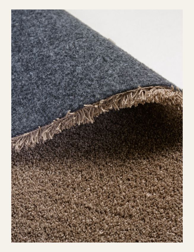 Teppe brun - 3