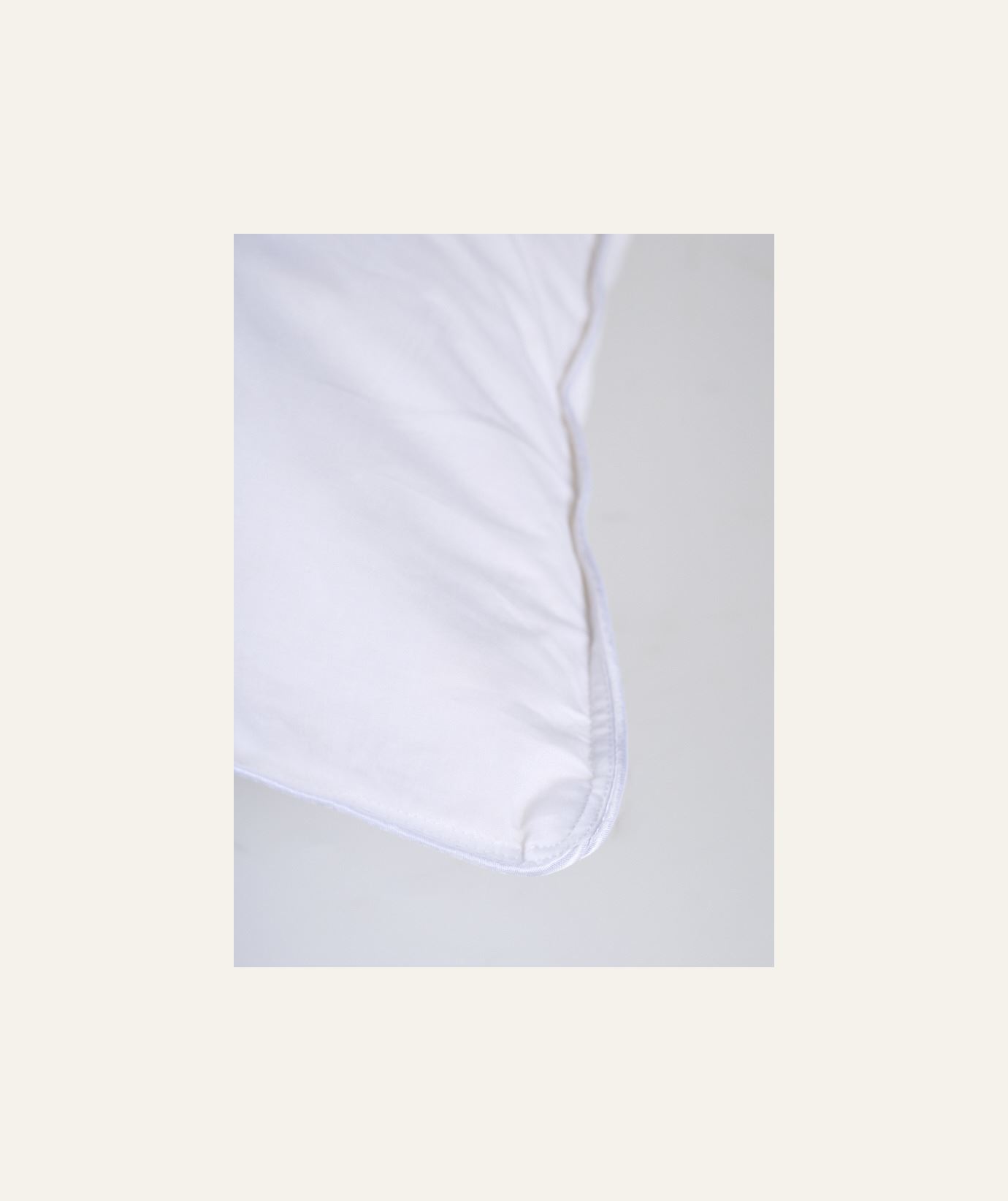 Medium fjærpute hvit - 4