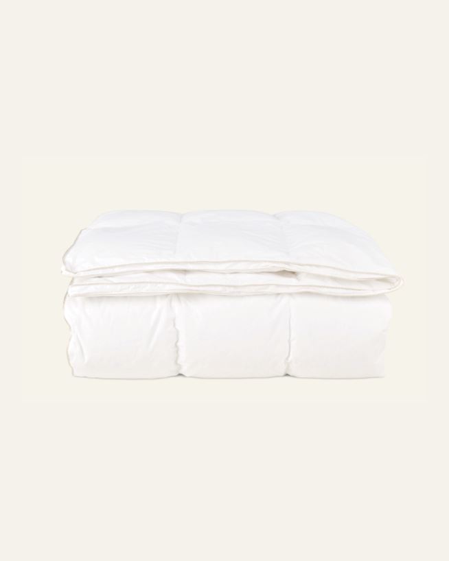 Helårs dundyne hvit - 140x220 cm hvit - 1