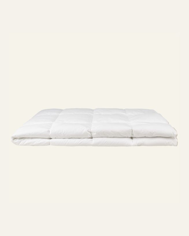 Helårs fiberdyne hvit - 140x200 cm hvit - 1