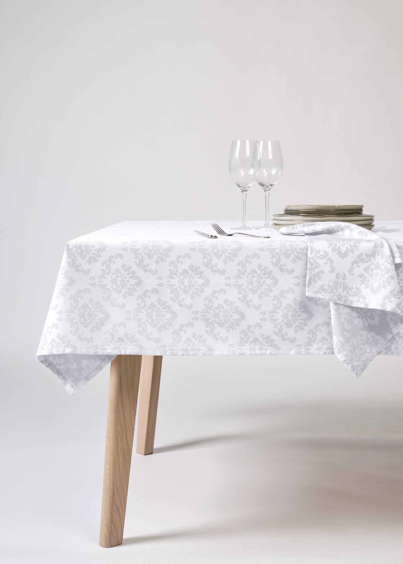 Belagt duk hvit - 140x250 cm hvit - 1