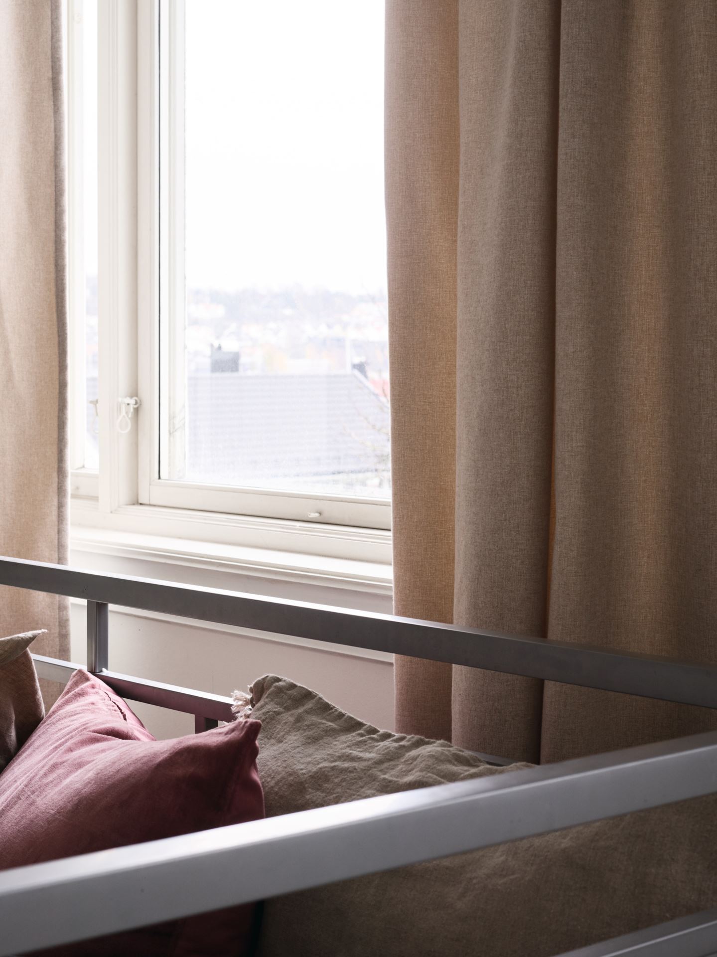 Lysdempende gardin beige - 4