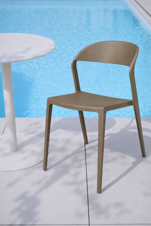 Hagestol mørk beige - 2