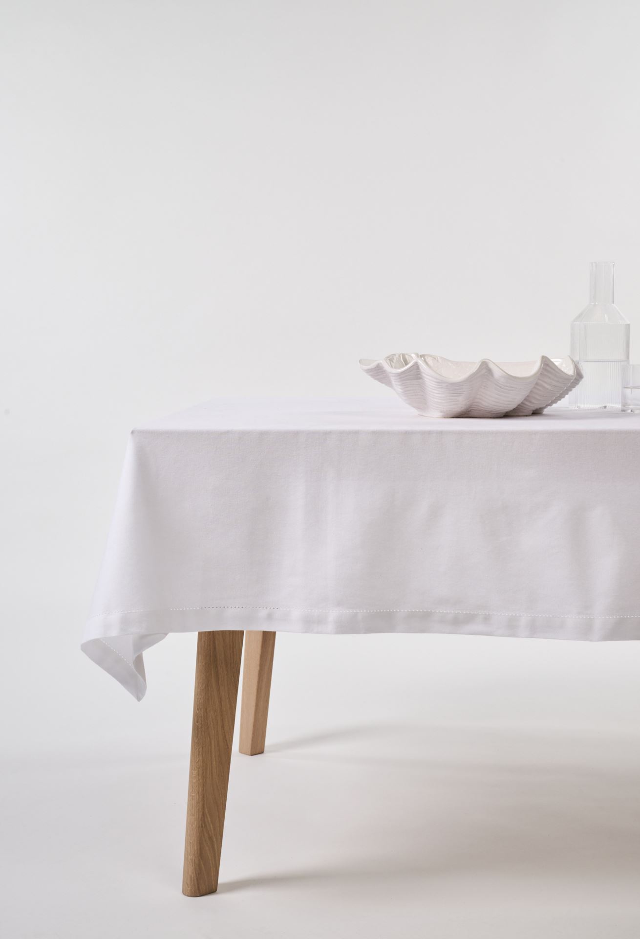 Duk hvit - 140x250 cm hvit - 1