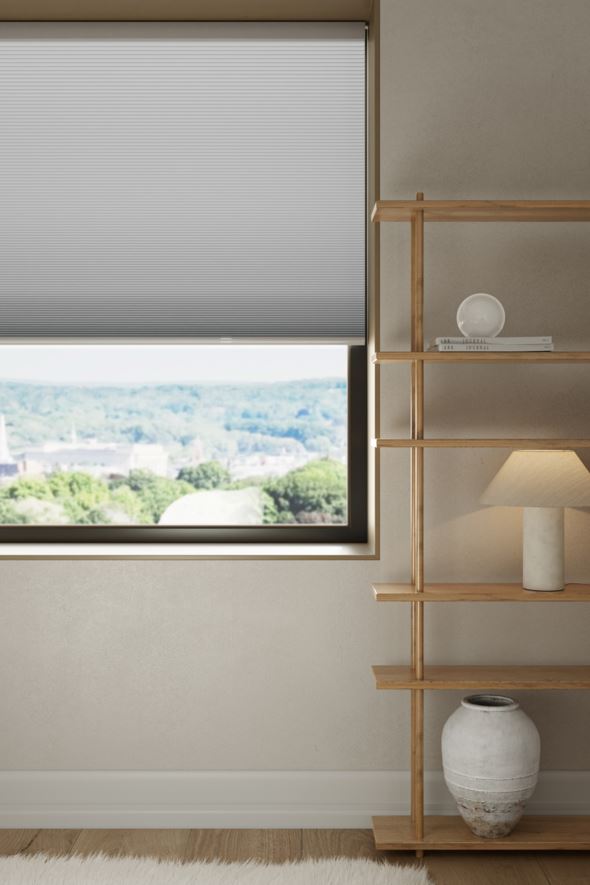 Lystett dobbel plisségardin hvit - 2