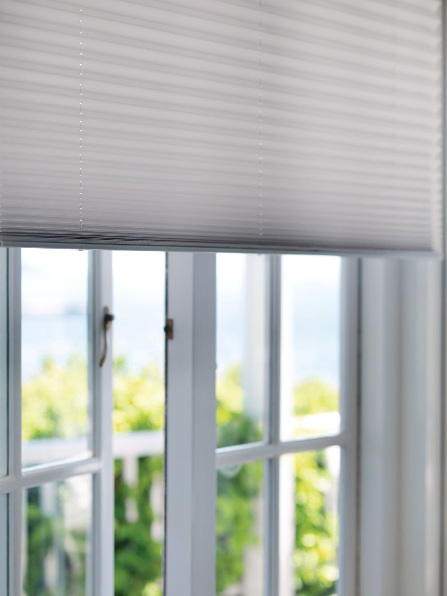 Lysfiltrerende plisségardin grå - 4