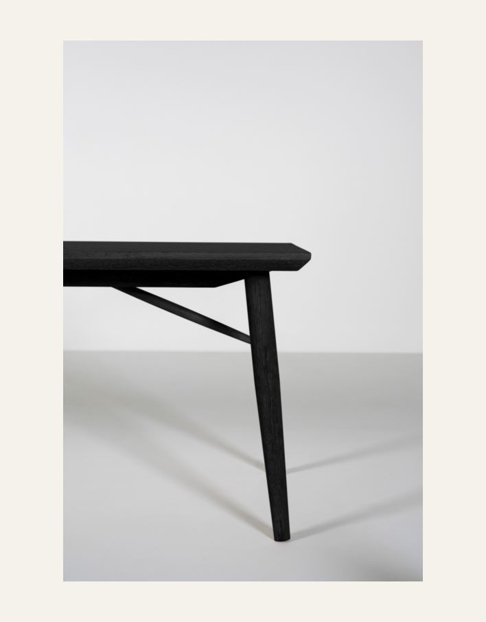 Spisebenk svart - 2