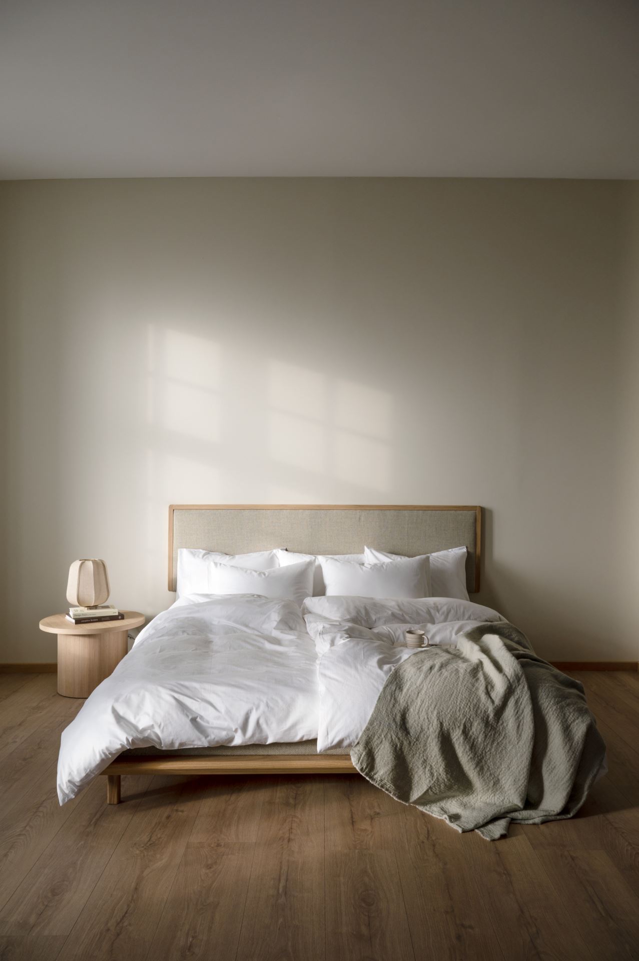 Sengegavl naturoljet beige - 2