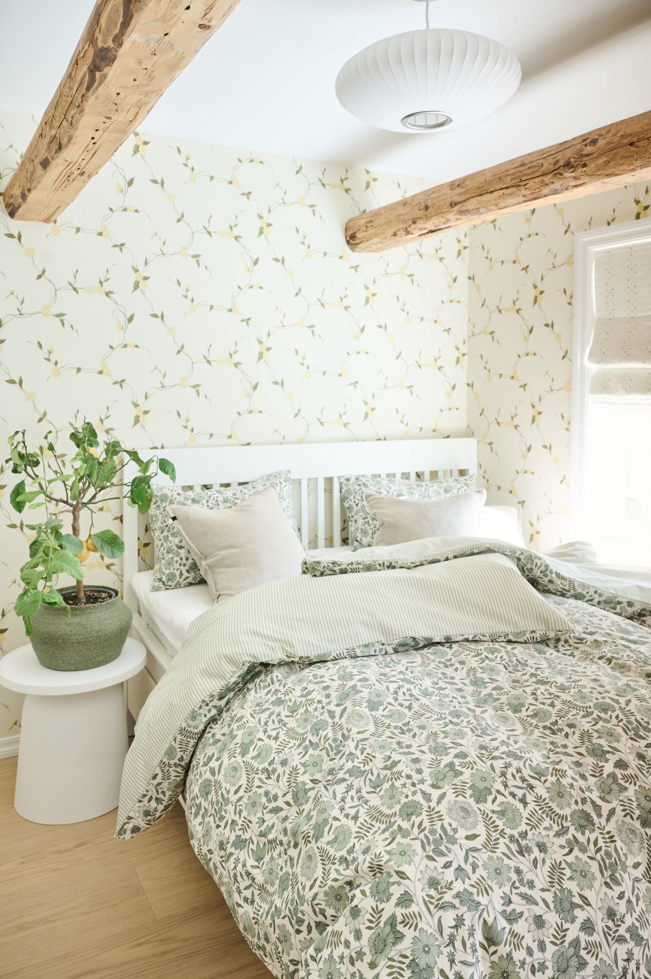 Pynteputetrekk lys natur - 2