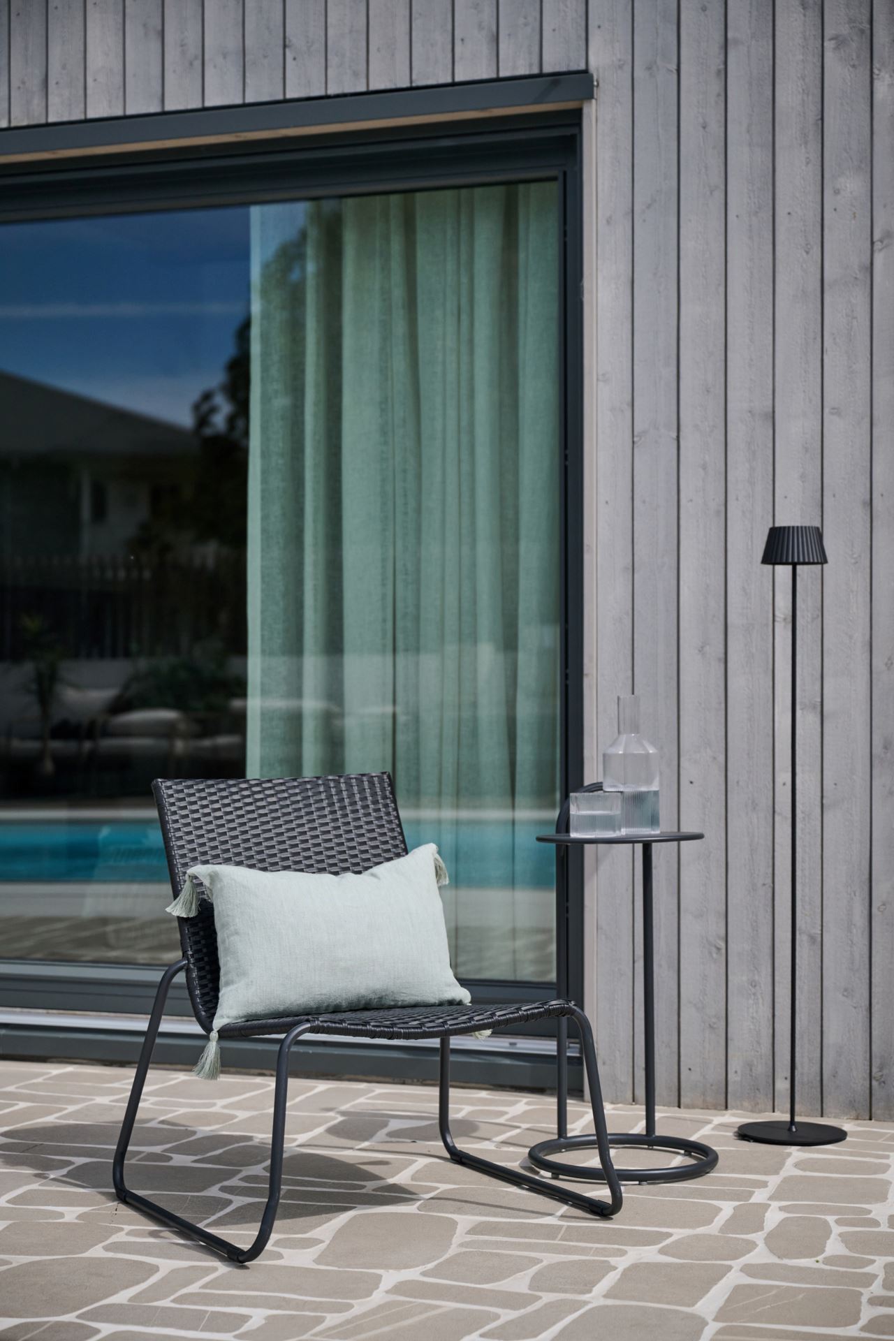 Led gulvlampe svart - 2